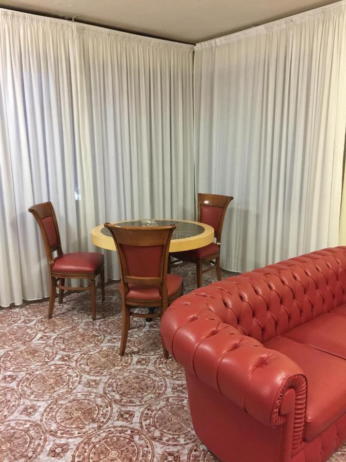 Hotel Attico Chianciano Terme Buitenkant foto