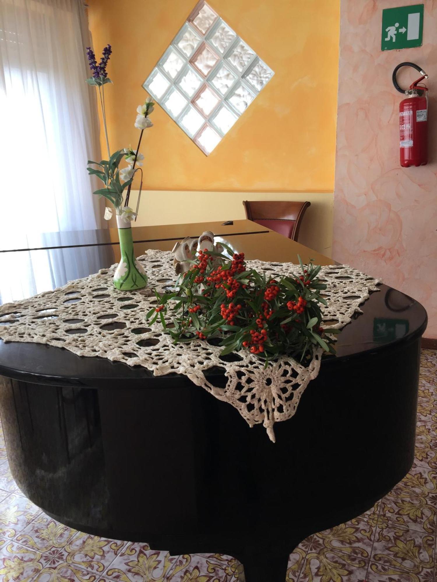 Hotel Attico Chianciano Terme Buitenkant foto